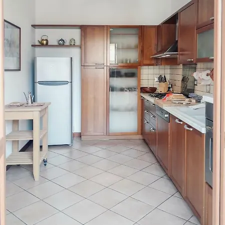 Lorenz Trilo Apartment
