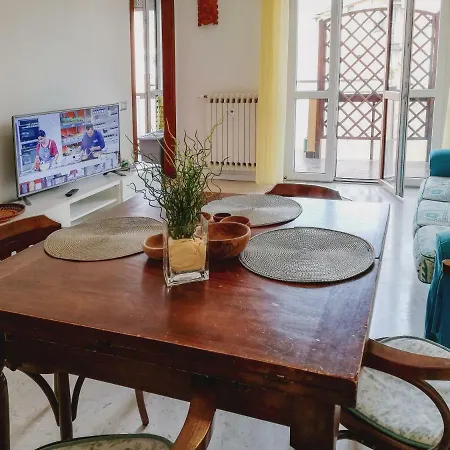 Lorenz Trilo Apartment